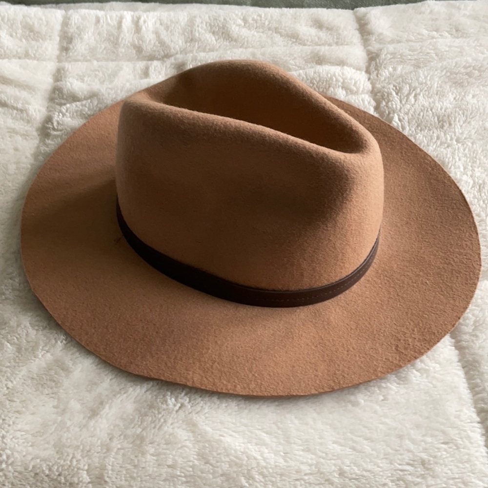 Ecote Hat